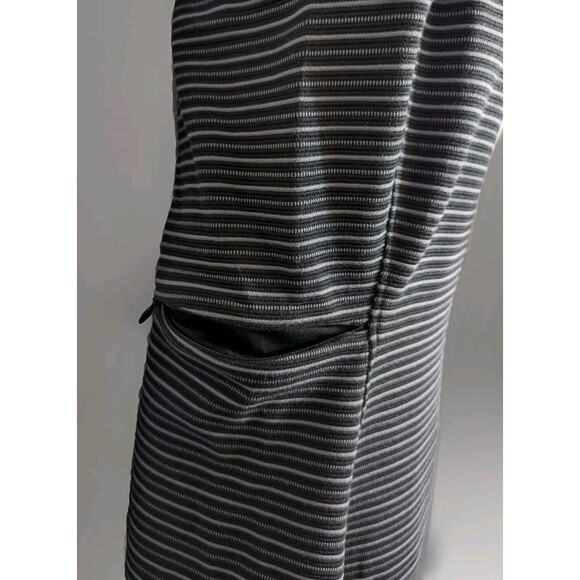 Hi Tec Sleeveless Sports Ladies Dress With Side Zipper Size M NEW - Picture 4 of 9